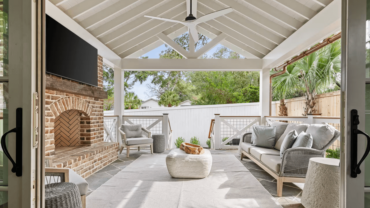 Charleston Vacation Rentals: Best Airbnbs for 2026