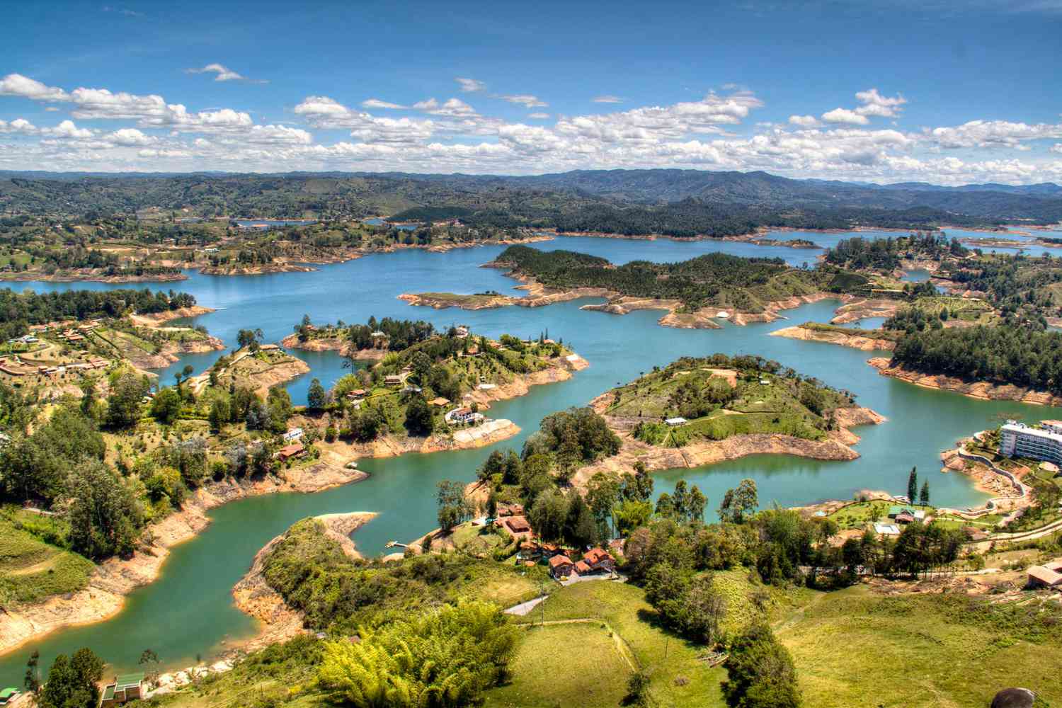 The Best Guatape Glamping: Luxury Stays Near El Peñol